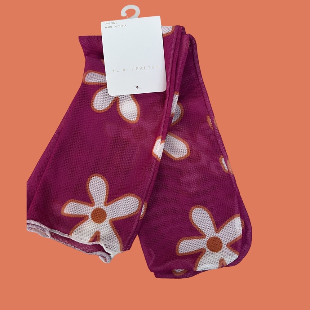 LA HEARTS SOCKS NWT
